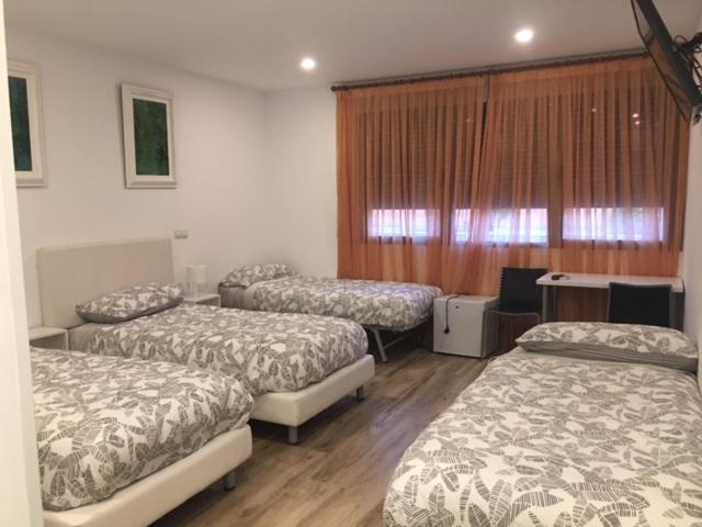Rooms H Skyline 阿尔考空 外观 照片
